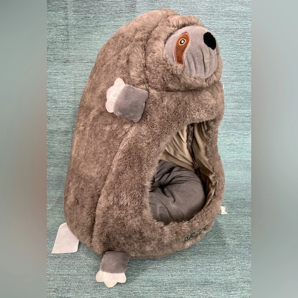 NANDOG Pet Gear Sloth Small Pet Bed Cozy Warm Super Soft Safe Space for your Pup